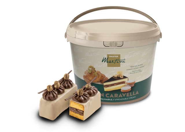 Large tub of Master Martini spreadable cream beside chocolate-glazed pastries filled with cream and sponge cake.