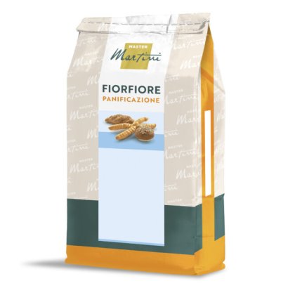 Bag of Master Martini Fiorfiore Panificazione bread mix, beige packaging with orange base and bread roll images.