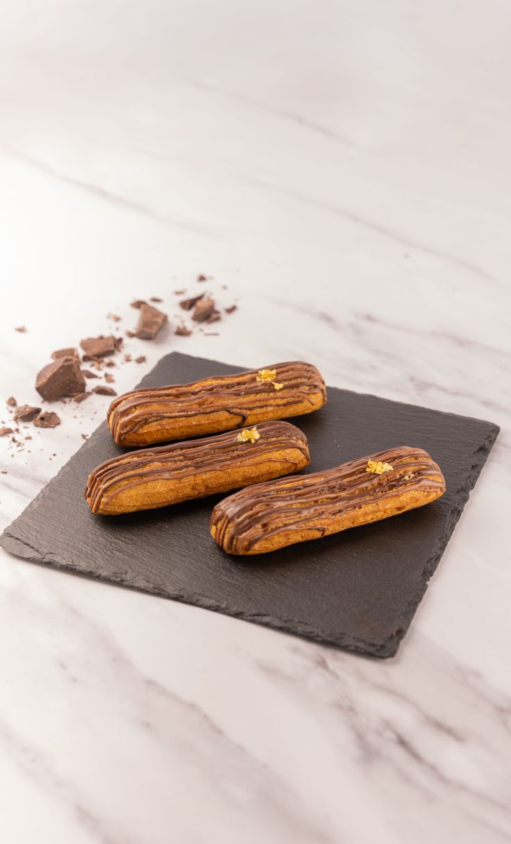 Chocolate Eclair